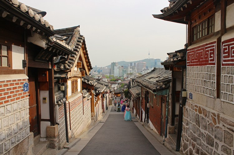 Bukchon Hanok Village (Seoul)